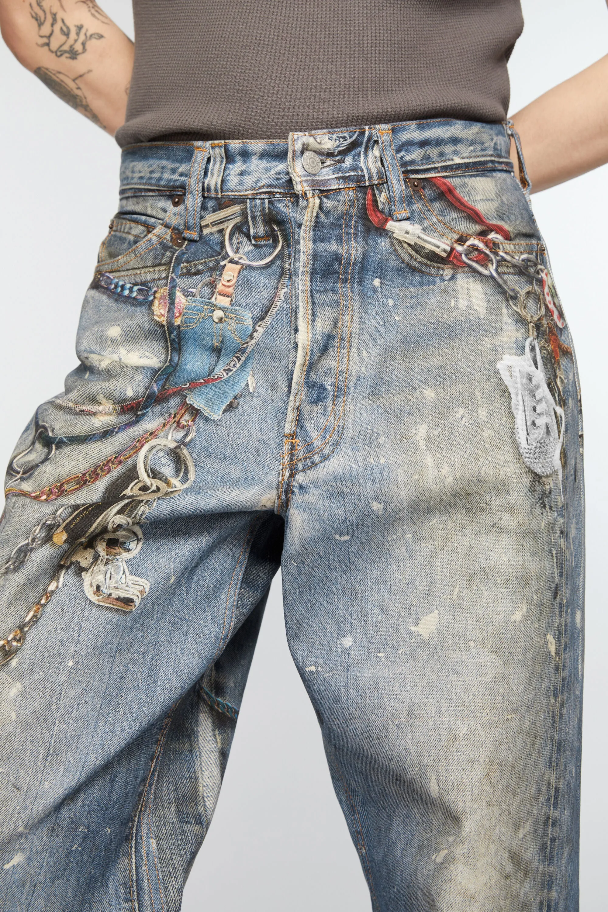 ACNE STUDIOS - Men Ripped Jeans