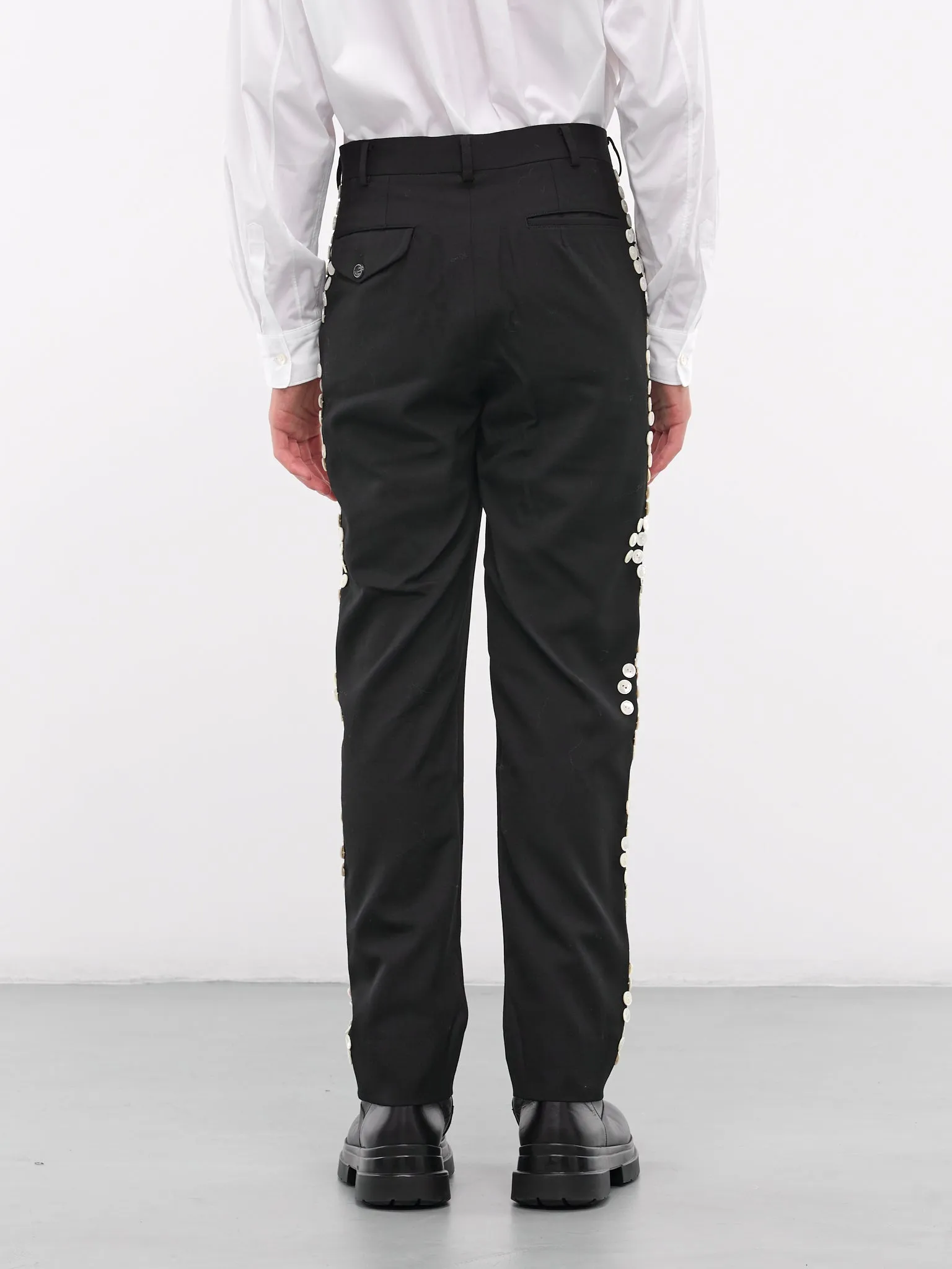 Button Embellished Trousers (PN-P020-051-BLACK)