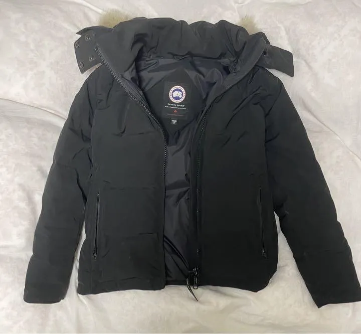 Canada Goose Chelsea Parka - Authentic Luxury Designer