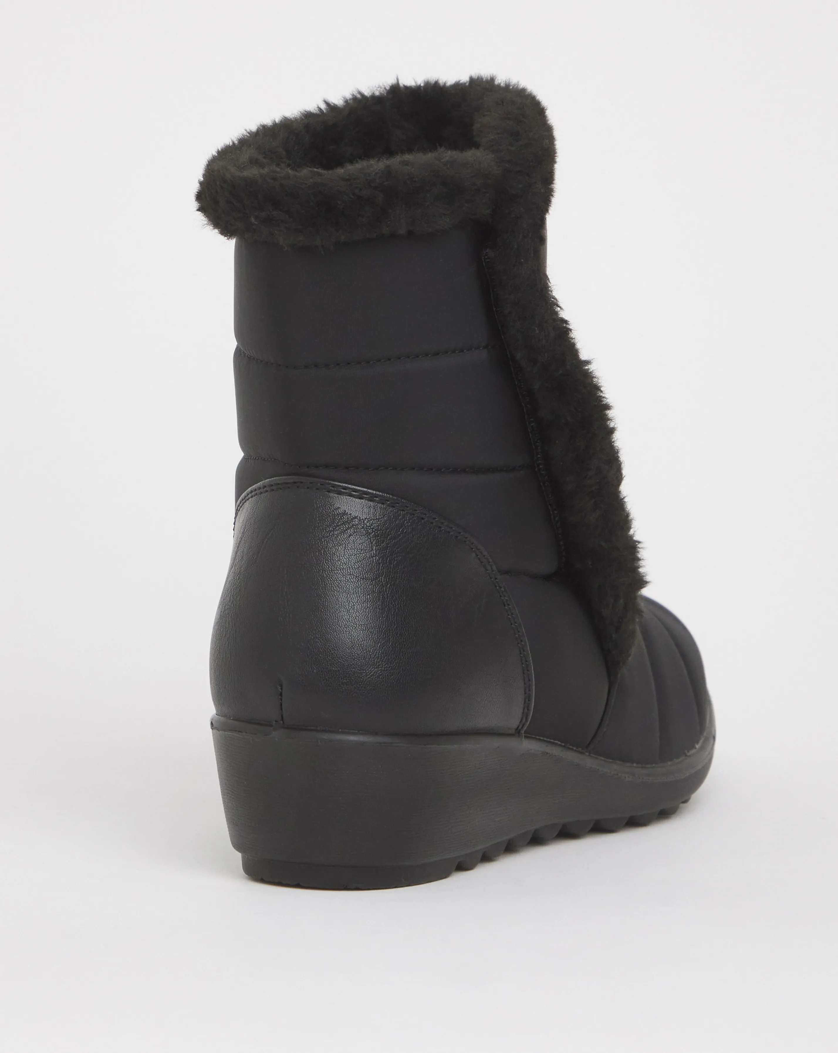 Cushion Walk Winter Boot EEE Fit