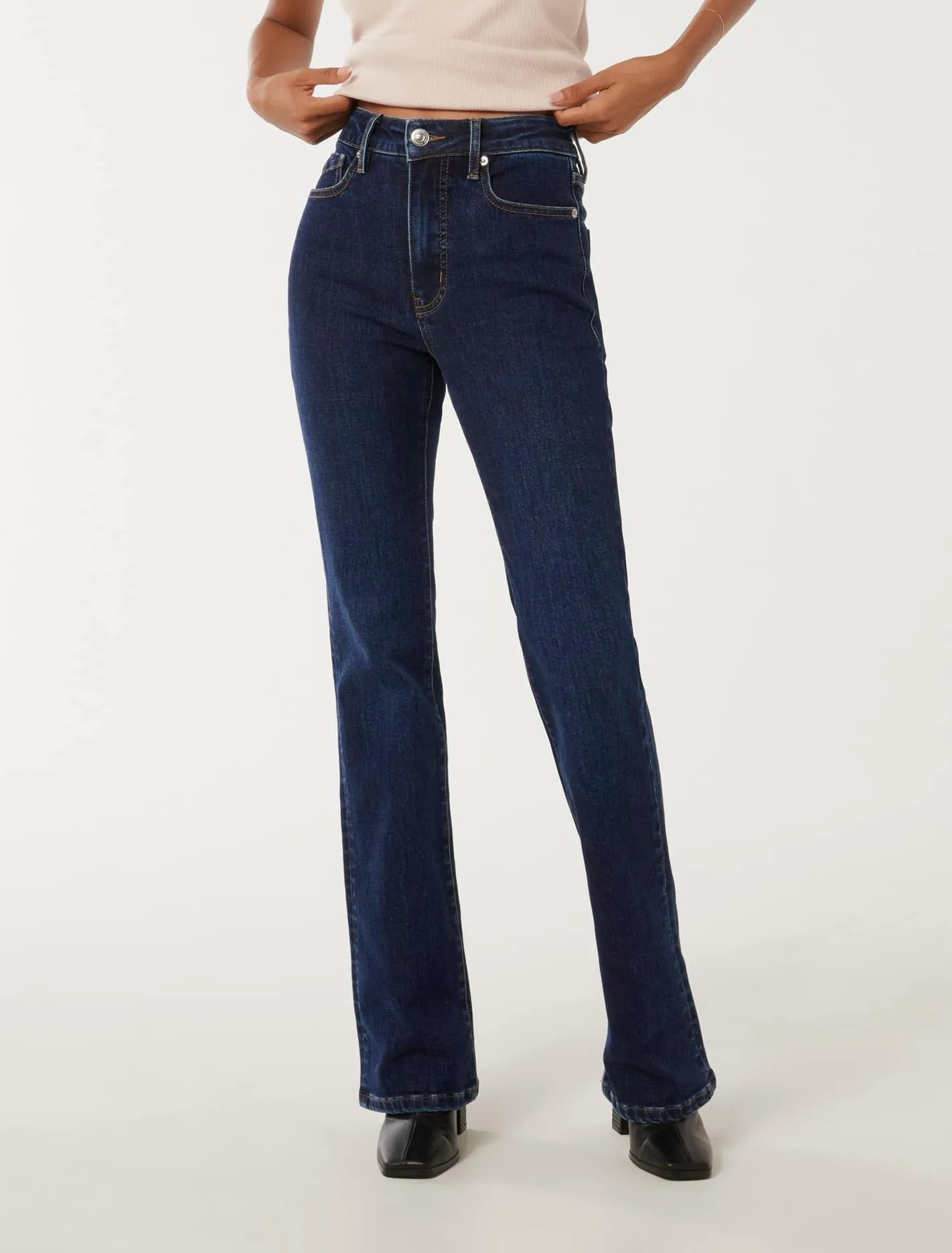 Eloise Petite Classic Bootcut Jeans