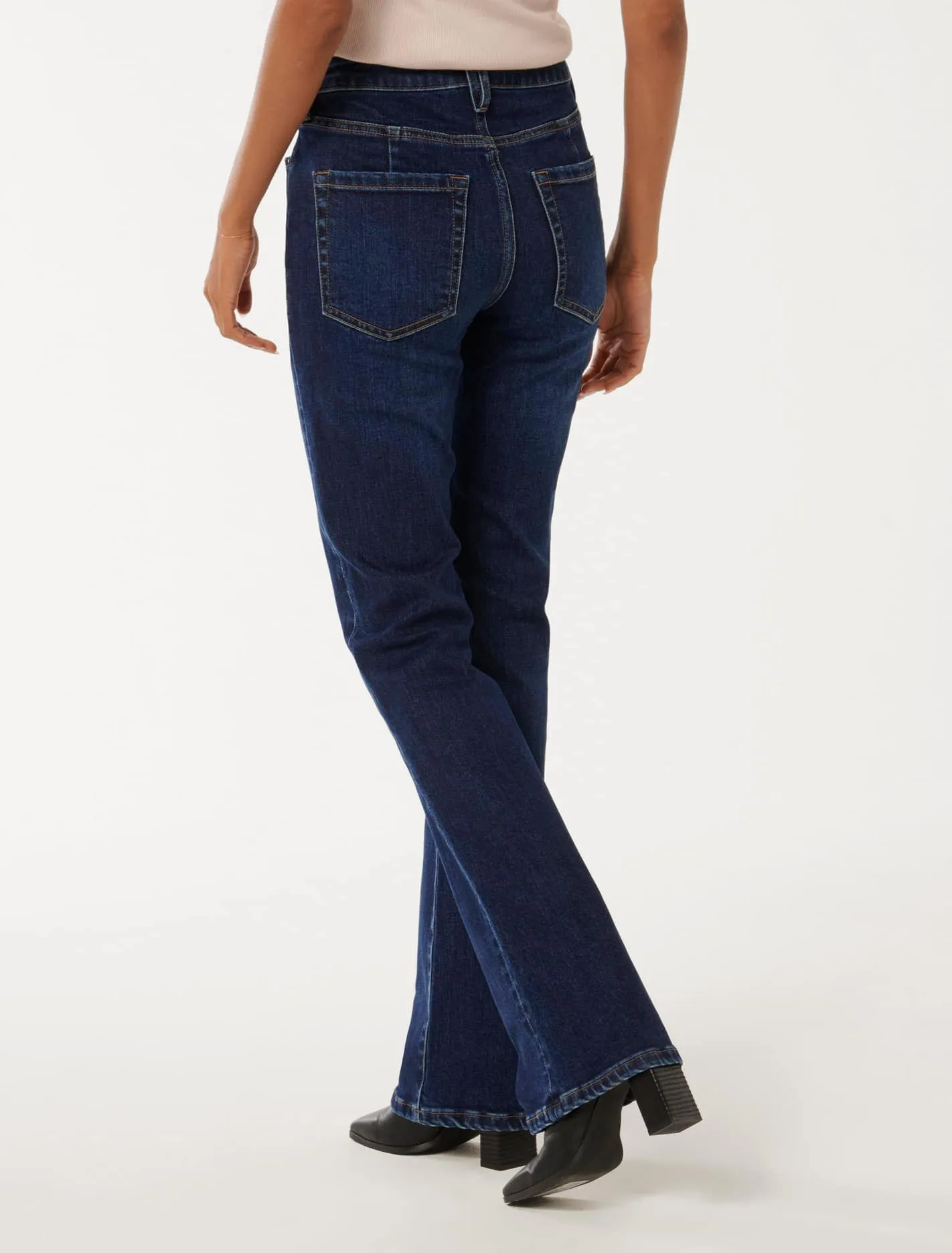 Eloise Petite Classic Bootcut Jeans