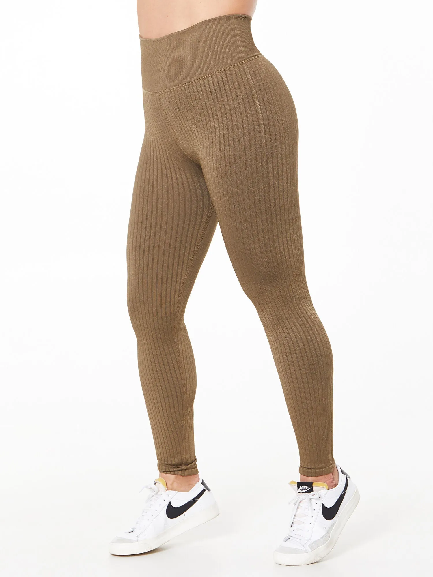 Good American | Seamless Ribbed Core Power Legging Fog | Dark Olive