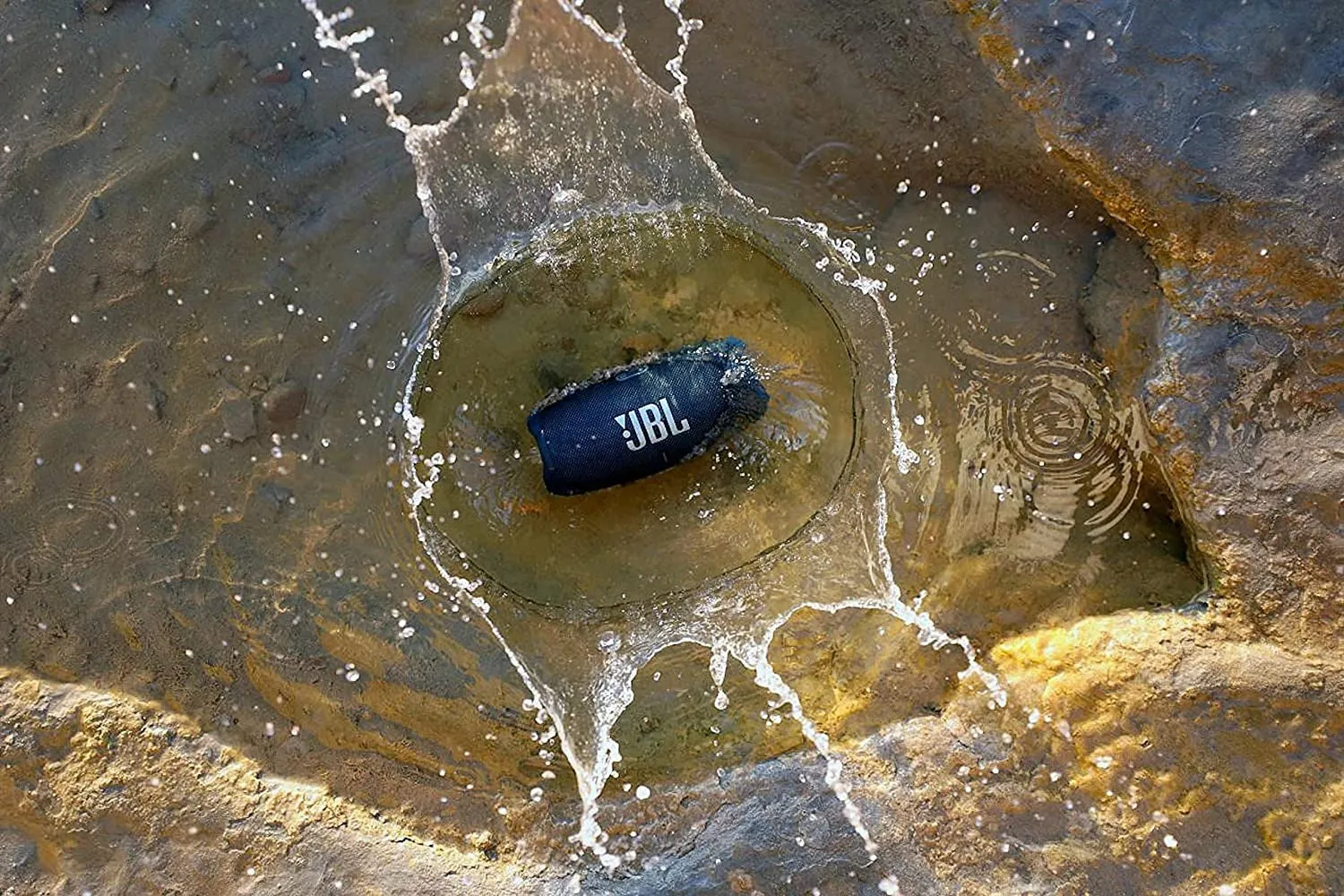 JBL Charge 5 Portable Waterproof Speaker with Powerbank