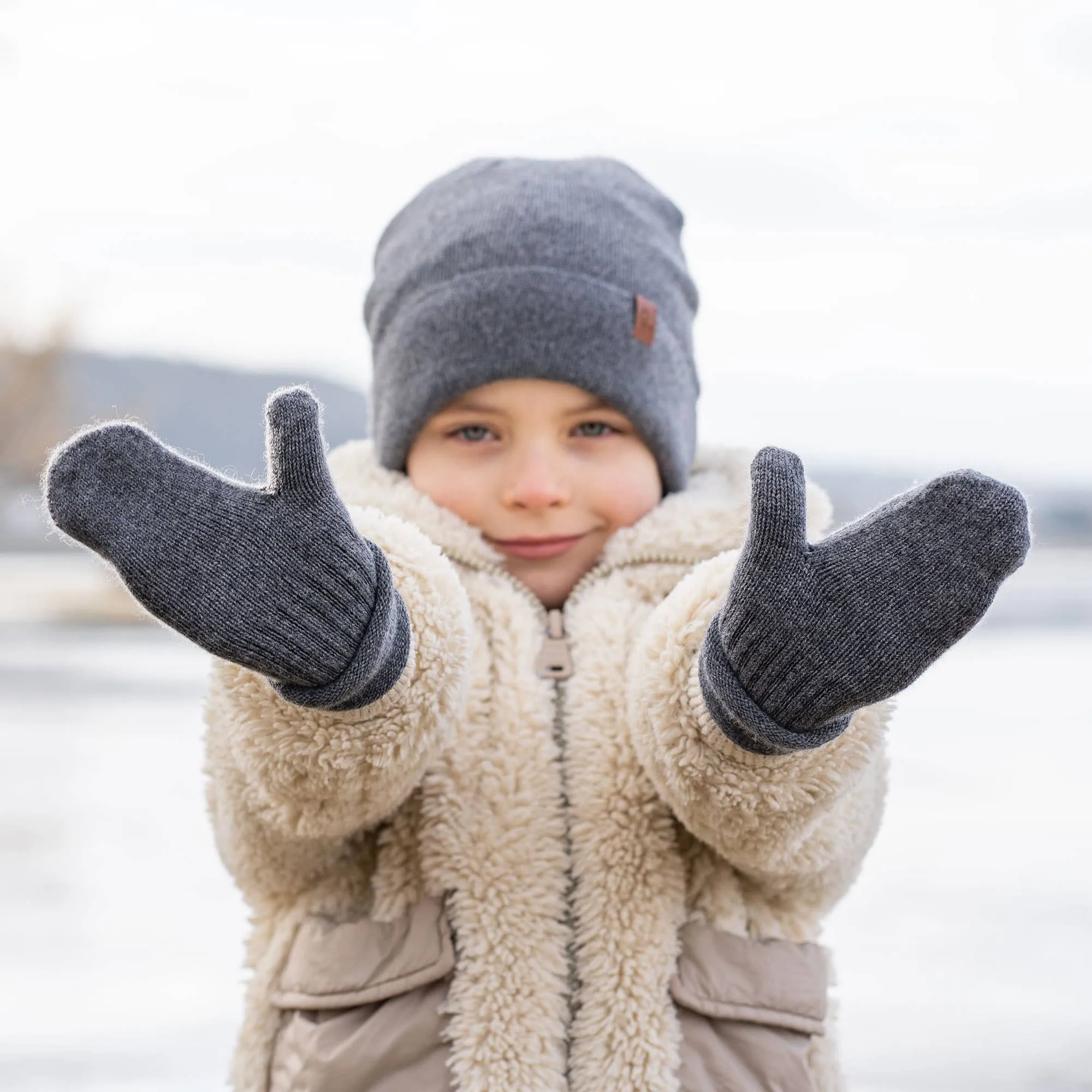 menique - Kids' Mittens Knitted Merino & Cashmere: 3-6 years / Creamy beige