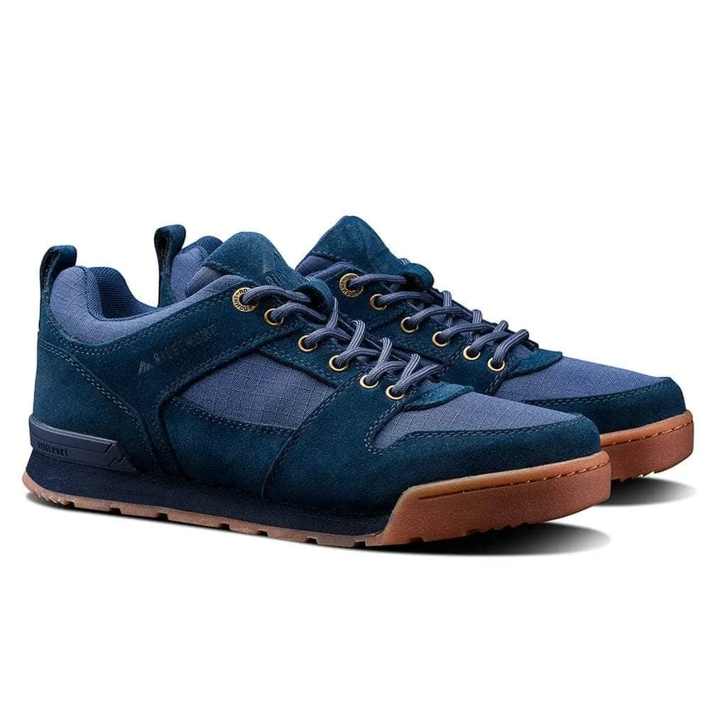 Monty Lo : Navy/Gum