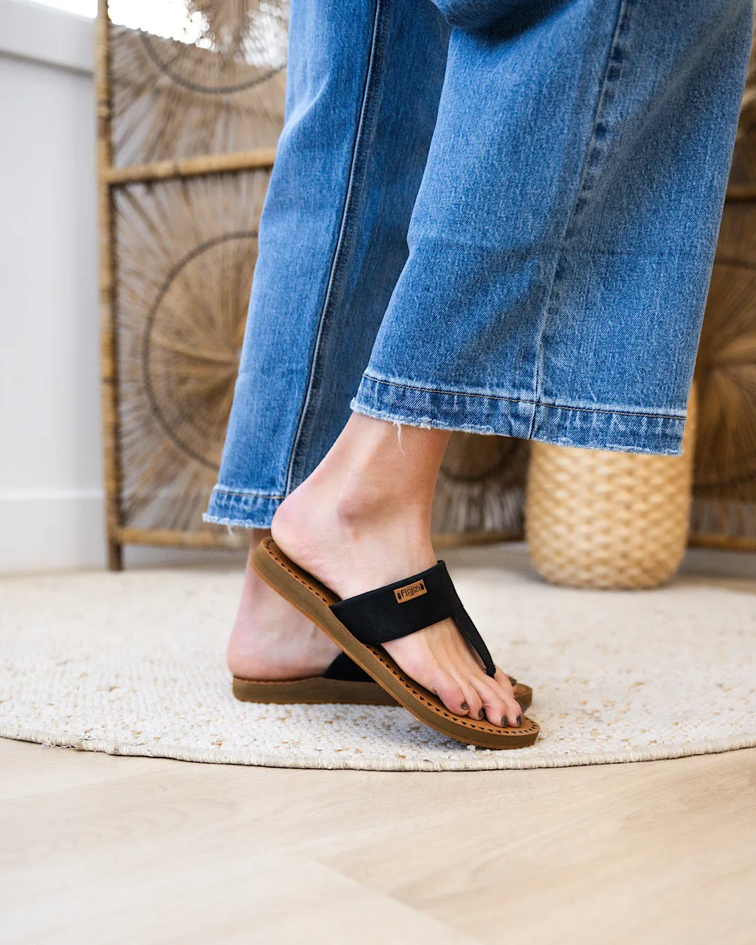 NEW! Flojos Grace Sandals - Black & Tan