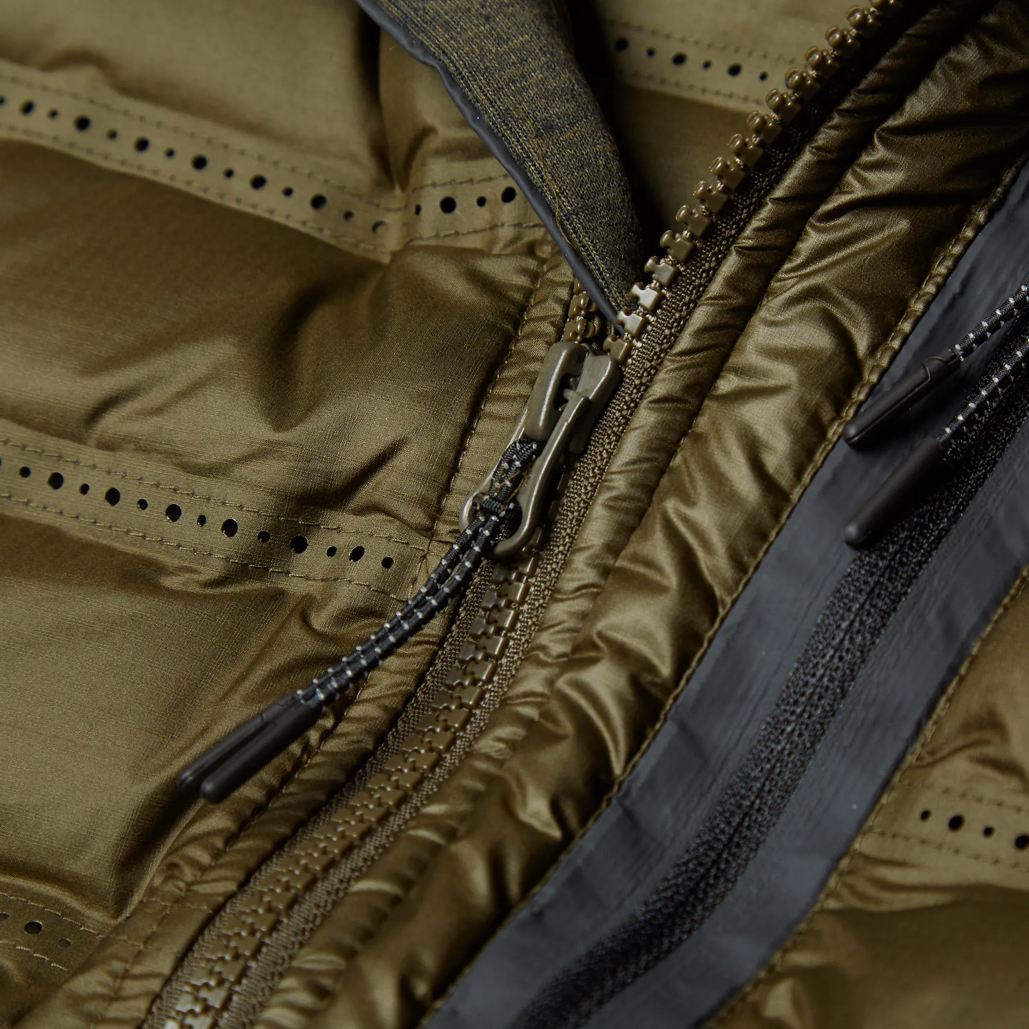 Nike Tech Fleece Aeroloft JacketDark Loden & Cargo Khaki