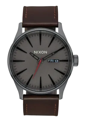 Nixon - Sentry Leather Watch Gunmetal/Black/Brown