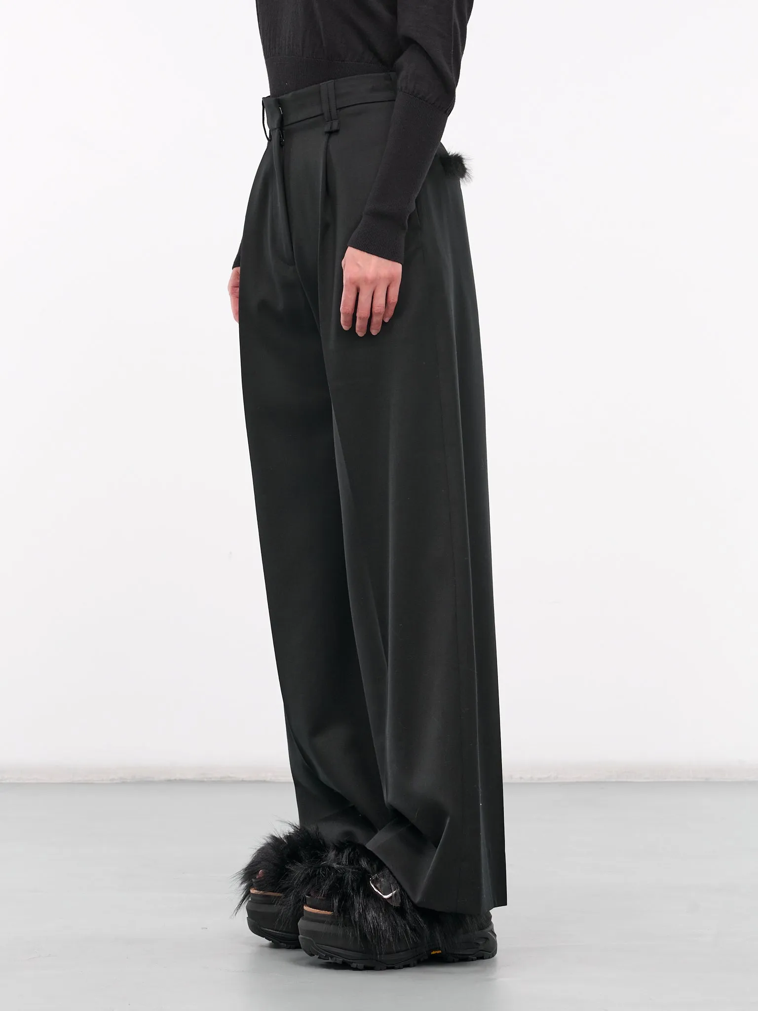 Pleated Wide Leg Trousers (4117F-0458-BLACK)