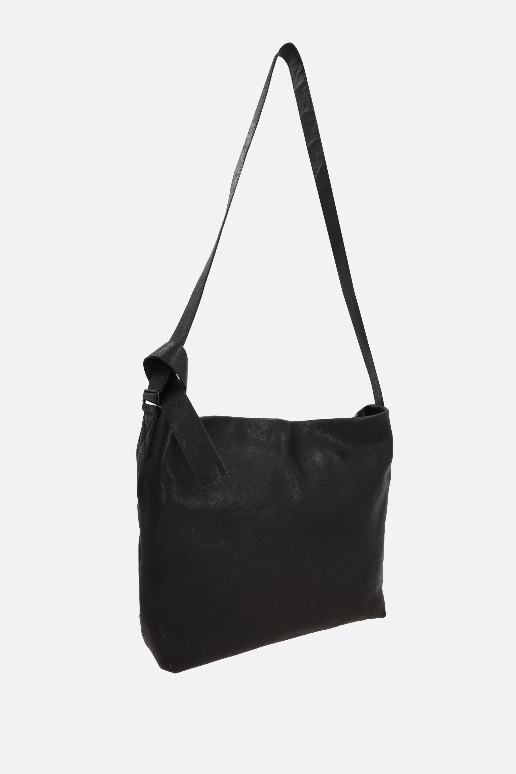 Runa mediumi grainy leather shoulder bag