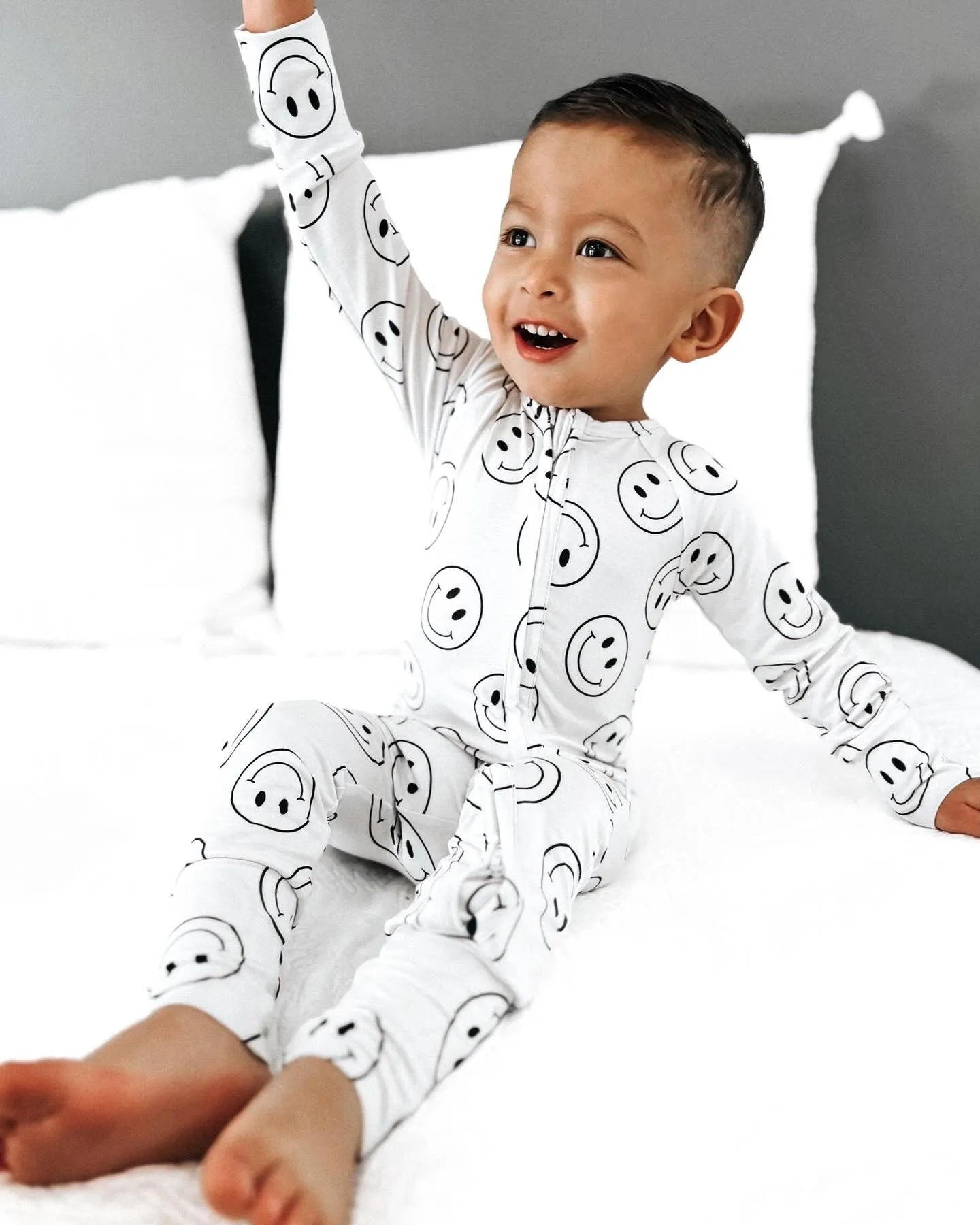 SHORE BABY Onyx Zippy Sleeper (COLLECTIVE)