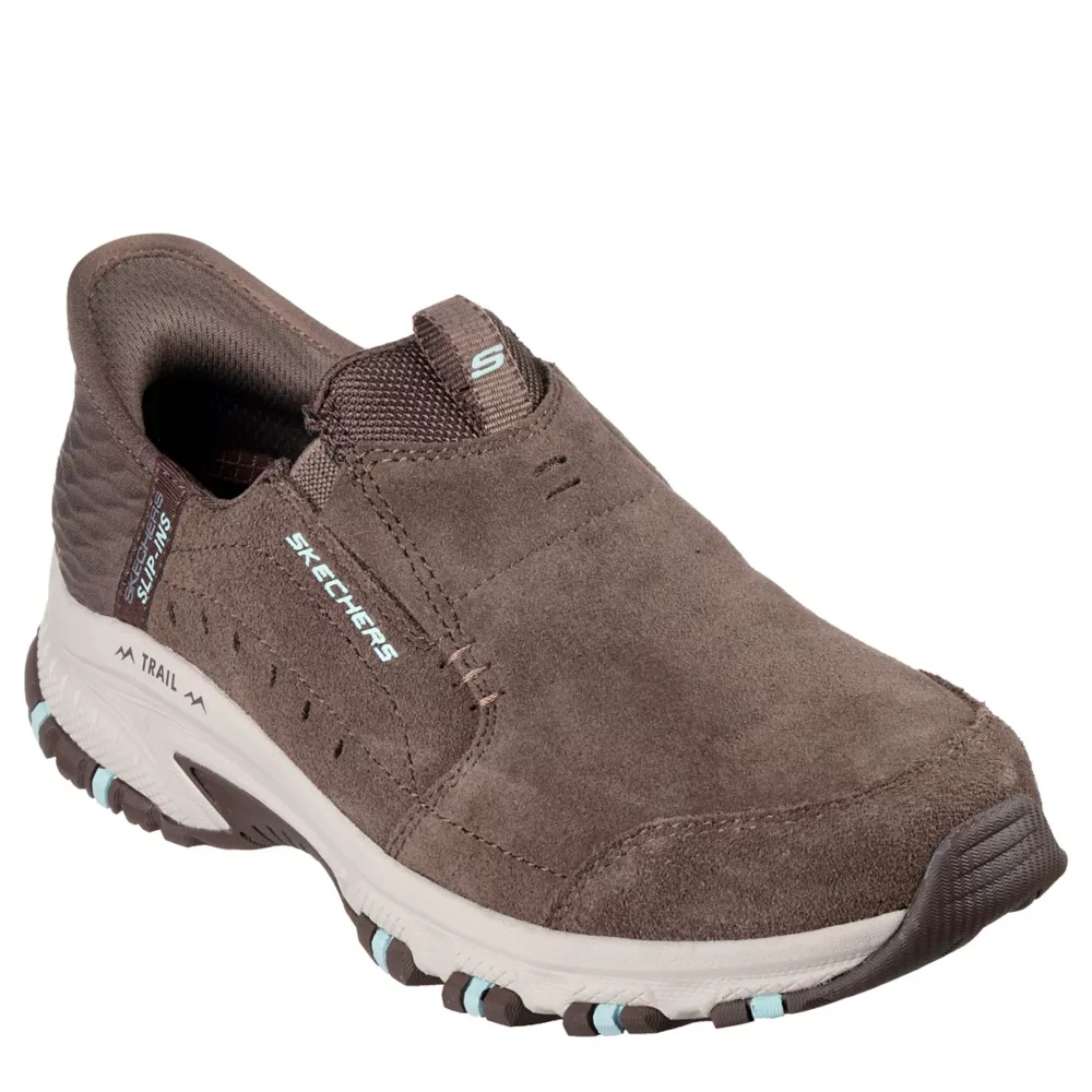 SKECHERS  WOMENS SLIP-INS HILLCREST NATURE WALK HIKING BOOT