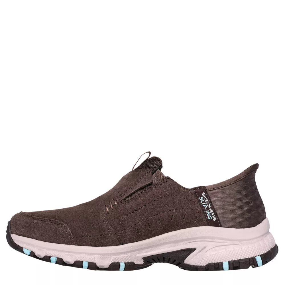 SKECHERS  WOMENS SLIP-INS HILLCREST NATURE WALK HIKING BOOT