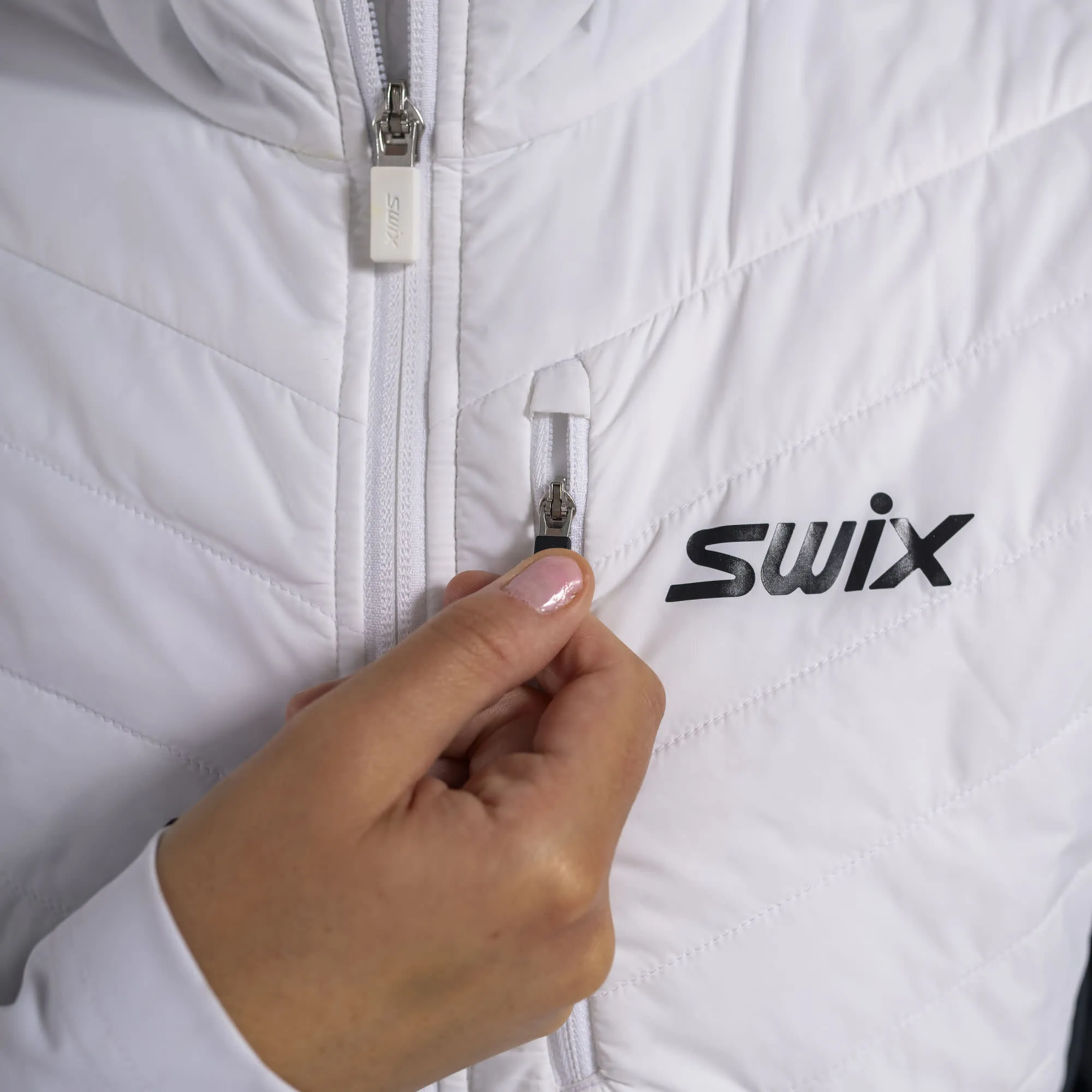 Swix Women's Dynamic Hybrid Insulated Jacket Bright White/Black | Buy Swix Women's Dynamic Hybrid Insulated Jacket Bri