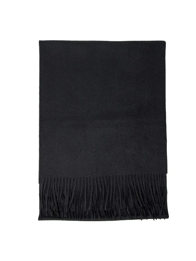 Tom Ford Scarve Day | Credomen