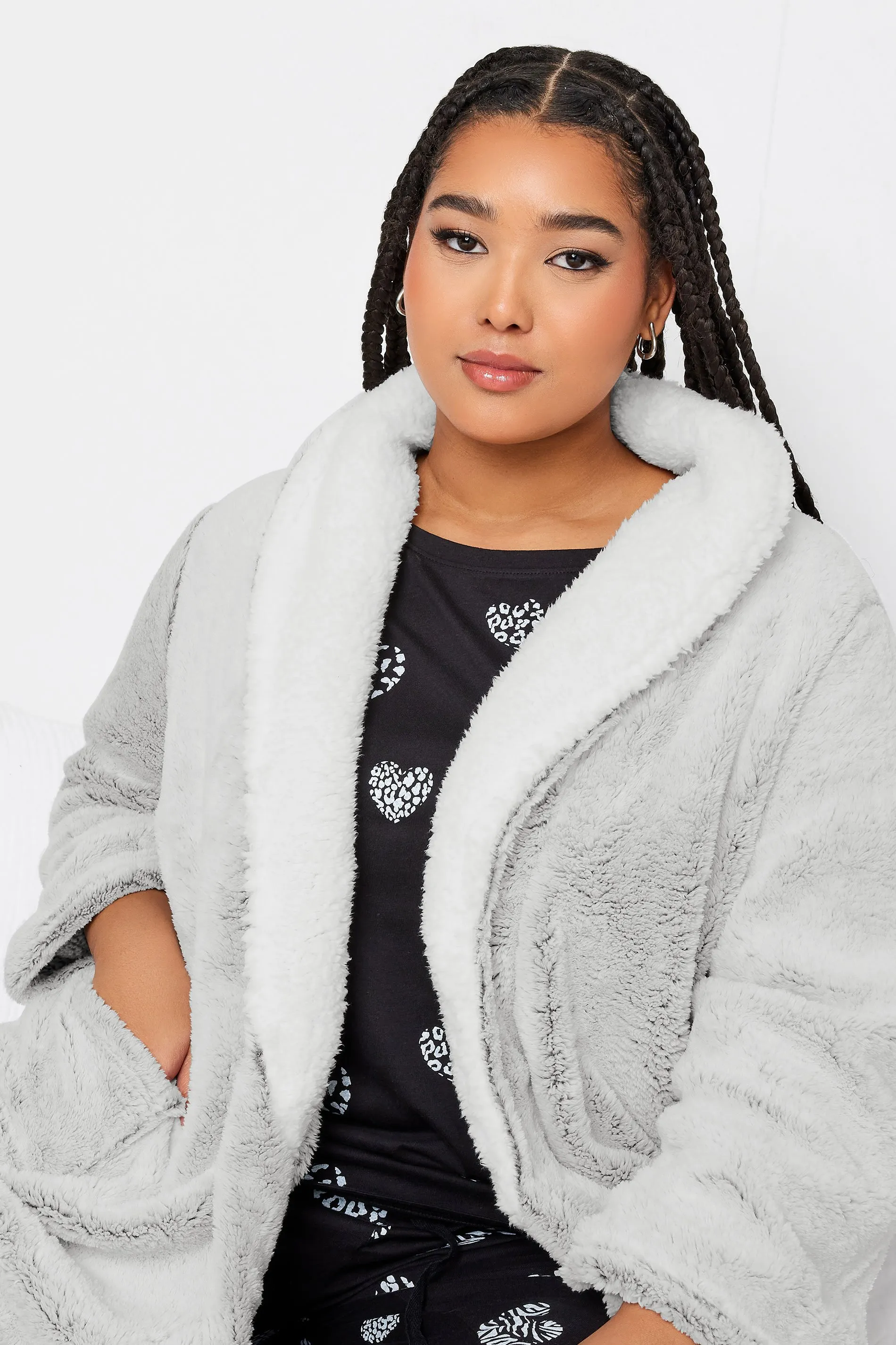 YOURS Curve Light Grey Soft Touch Fleece Dressing Gown